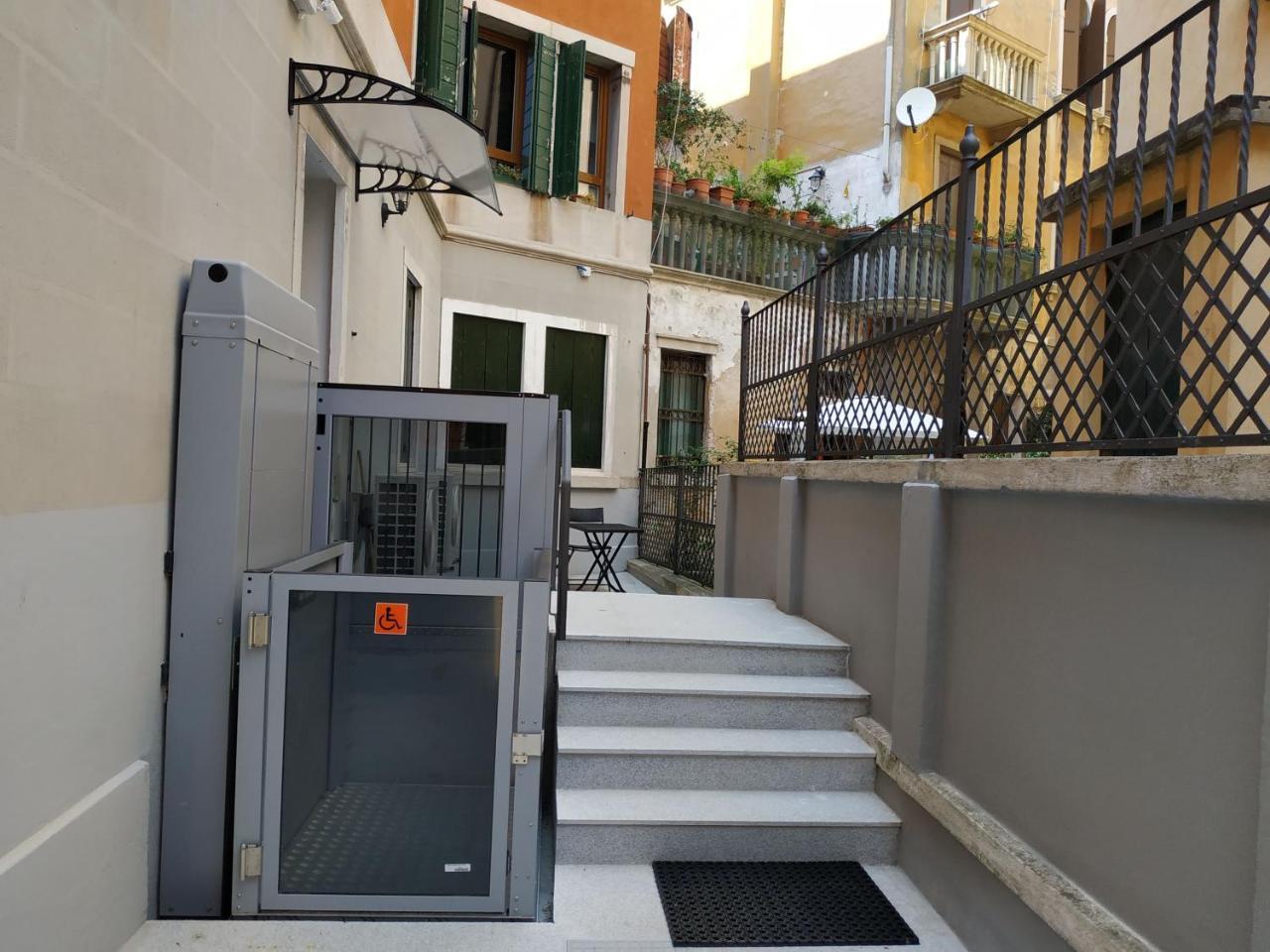 San Polo Star Veneza Exterior foto